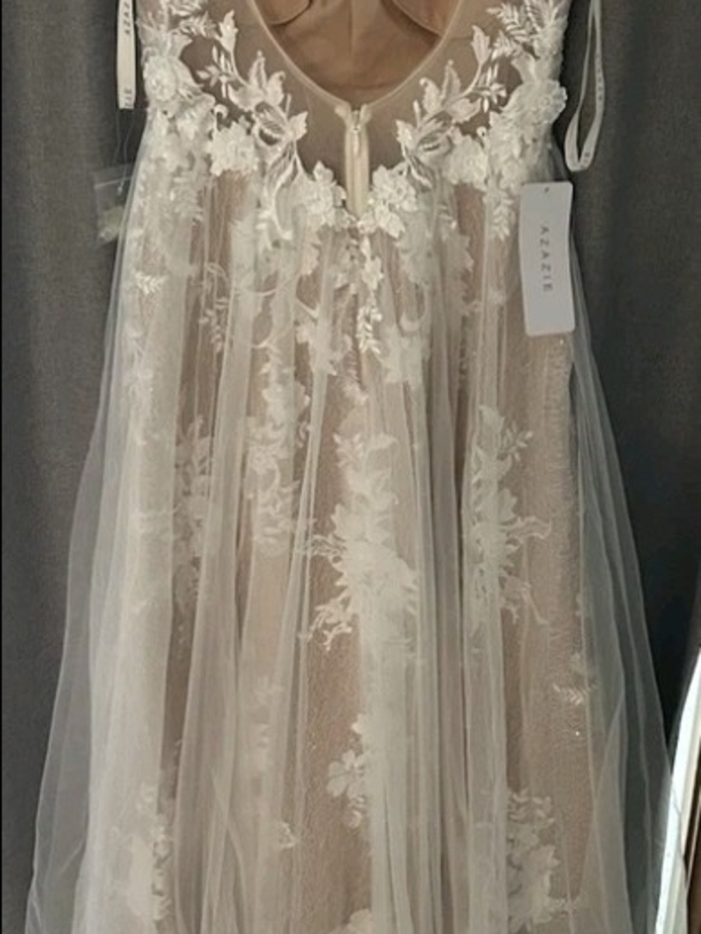 Azazie Moonstone Off-Shoulder Lace A-Line Gown in Ivory and Nude Size 8 Nwt - Picture 7 of 9